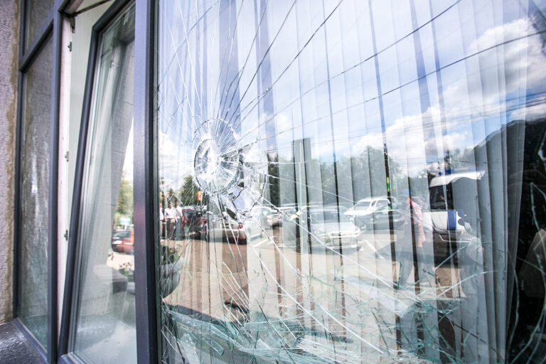How to Clean a Double Hung Window